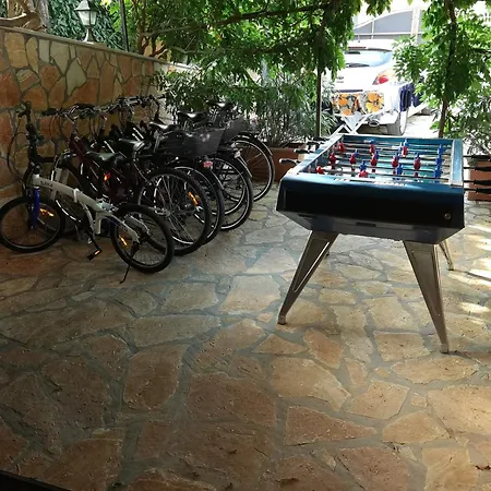 Alexander Вилла *