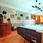 Villa Alexander *