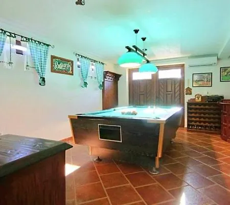 Villa Alexander *